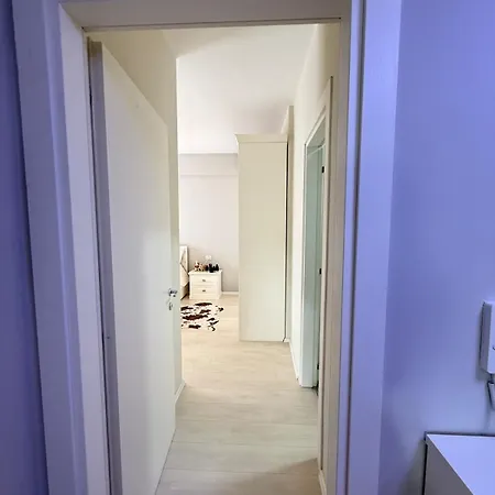Apartment Fia Dry With Terrace Tirana