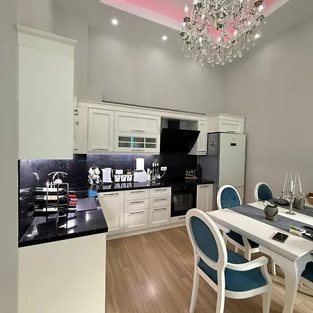Fia Dry With Terrace Apartment Tirana